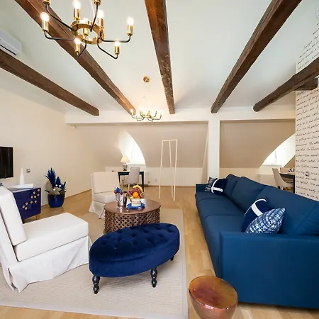 Empirent Mala Strana Apartment *